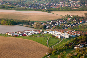 Vue aérienne de Cinquante acres à le quartier Hohenwettersbach in Karlsruhe dans le département Bade-Wurtemberg, Allemagne