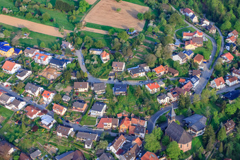 Vue aérienne de Centre communautaire protestant à le quartier Grünwettersbach in Karlsruhe dans le département Bade-Wurtemberg, Allemagne