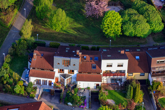 Photographie aérienne de Trollingerstr à le quartier Stupferich in Karlsruhe dans le département Bade-Wurtemberg, Allemagne
