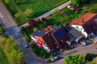 Traminerstr à le quartier Stupferich in Karlsruhe dans le département Bade-Wurtemberg, Allemagne d'en haut