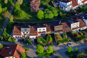 Trollingerstr à le quartier Stupferich in Karlsruhe dans le département Bade-Wurtemberg, Allemagne hors des airs