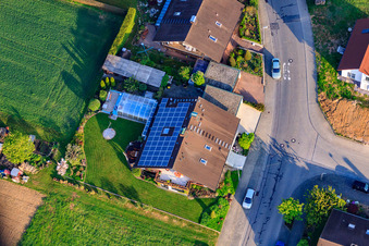 Rue Riesling à le quartier Stupferich in Karlsruhe dans le département Bade-Wurtemberg, Allemagne hors des airs