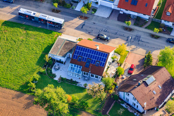 Rue Riesling à le quartier Stupferich in Karlsruhe dans le département Bade-Wurtemberg, Allemagne d'en haut