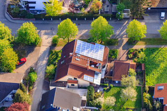 Rue Ruländer à le quartier Stupferich in Karlsruhe dans le département Bade-Wurtemberg, Allemagne vue d'en haut