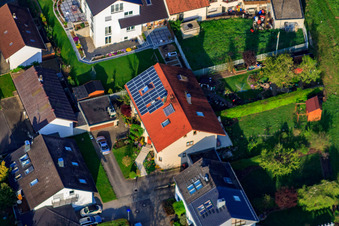 Vue aérienne de Gass supérieur à le quartier Stupferich in Karlsruhe dans le département Bade-Wurtemberg, Allemagne
