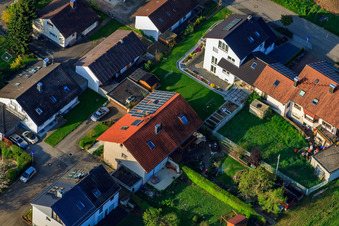 Photographie aérienne de Gass supérieur à le quartier Stupferich in Karlsruhe dans le département Bade-Wurtemberg, Allemagne