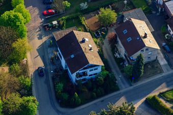 Vue oblique de Gänsbergstr à le quartier Stupferich in Karlsruhe dans le département Bade-Wurtemberg, Allemagne