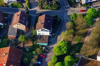 Gänsbergstr à le quartier Stupferich in Karlsruhe dans le département Bade-Wurtemberg, Allemagne hors des airs