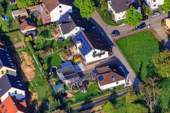 Stutenpferchstr à le quartier Stupferich in Karlsruhe dans le département Bade-Wurtemberg, Allemagne vue d'en haut