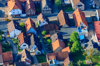 Vue aérienne de Pharmacie Bergie à le quartier Stupferich in Karlsruhe dans le département Bade-Wurtemberg, Allemagne