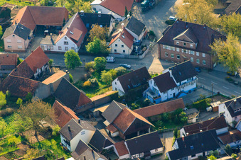 Vue oblique de Administration locale Stupferich à le quartier Stupferich in Karlsruhe dans le département Bade-Wurtemberg, Allemagne