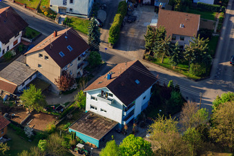 Gänsbergstr à le quartier Stupferich in Karlsruhe dans le département Bade-Wurtemberg, Allemagne vue du ciel