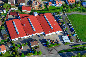 Vue oblique de Schneider Stairs GmbH, ICON GmbH Construction d'expositions à le quartier Stupferich in Karlsruhe dans le département Bade-Wurtemberg, Allemagne