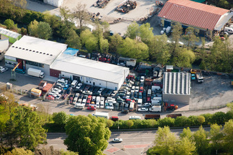 Vue aérienne de Auto Becker à le quartier Kleinsteinbach in Pfinztal dans le département Bade-Wurtemberg, Allemagne