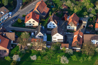 Vue aérienne de Albtalstr à le quartier Völkersbach in Malsch dans le département Bade-Wurtemberg, Allemagne