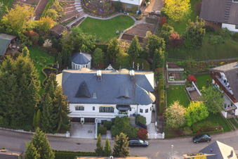 Schauinslandstraße à le quartier Völkersbach in Malsch dans le département Bade-Wurtemberg, Allemagne hors des airs