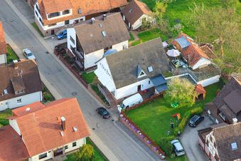 Brunnenstraße Boucher Bernd Glasstetter à le quartier Völkersbach in Malsch dans le département Bade-Wurtemberg, Allemagne d'en haut