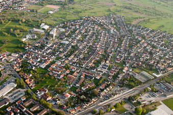 Malsch dans le département Bade-Wurtemberg, Allemagne d'un drone