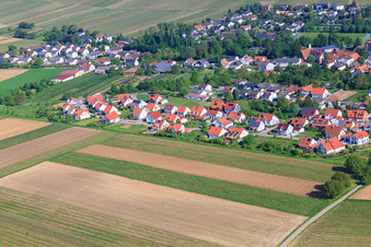 Vue aérienne de Nouvelle zone de développement Im Erbsenfeld à le quartier Mörzheim in Landau in der Pfalz dans le département Rhénanie-Palatinat, Allemagne