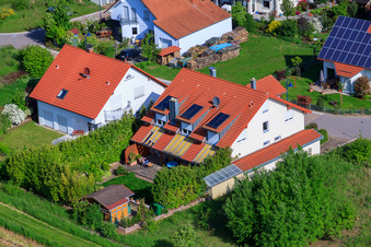 Dans la phrase à le quartier Mörzheim in Landau in der Pfalz dans le département Rhénanie-Palatinat, Allemagne vue d'en haut