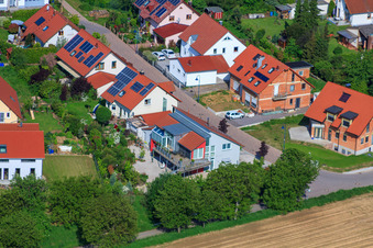 Dans la phrase à le quartier Mörzheim in Landau in der Pfalz dans le département Rhénanie-Palatinat, Allemagne hors des airs