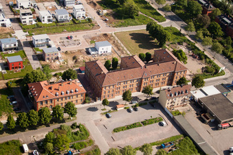 Vue aérienne de L'école Montessori gratuite de Landau à Landau in der Pfalz dans le département Rhénanie-Palatinat, Allemagne