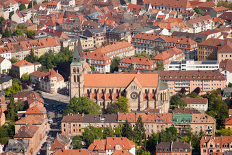 Vue aérienne de Église catholique de l'Assomption de Marie - Église Sainte-Marie à Landau in der Pfalz dans le département Rhénanie-Palatinat, Allemagne