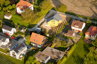 Vue oblique de Bâtiments résidentiels à Thomashäusle à le quartier Durlach in Karlsruhe dans le département Bade-Wurtemberg, Allemagne