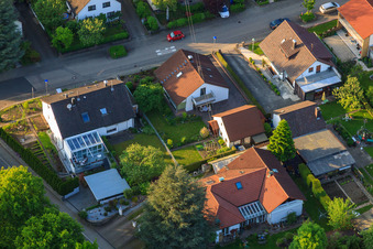 Vue aérienne de Gerberastraße 4 à le quartier Stupferich in Karlsruhe dans le département Bade-Wurtemberg, Allemagne
