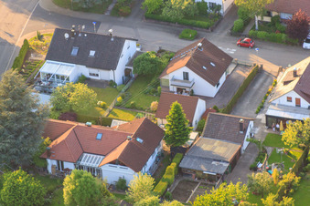 Gerberastraße 4 à le quartier Stupferich in Karlsruhe dans le département Bade-Wurtemberg, Allemagne depuis l'avion