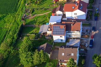 KITA Mäusenest à le quartier Stupferich in Karlsruhe dans le département Bade-Wurtemberg, Allemagne hors des airs