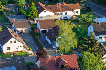 Gerberastraße 4 à le quartier Stupferich in Karlsruhe dans le département Bade-Wurtemberg, Allemagne d'un drone