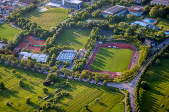 Vue aérienne de Reichenbach, Tennis Club Waldbronn e. V à le quartier Busenbach in Waldbronn dans le département Bade-Wurtemberg, Allemagne
