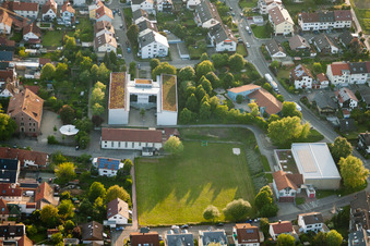Photographie aérienne de École Anne Frank à le quartier Busenbach in Waldbronn dans le département Bade-Wurtemberg, Allemagne