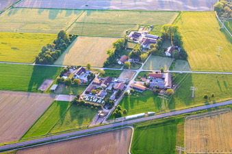 Vue aérienne de Domaine Schleinkofer à le quartier Rüppurr in Karlsruhe dans le département Bade-Wurtemberg, Allemagne