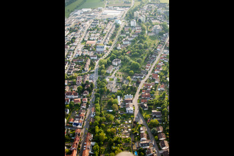 Communauté du Christ à Wiesloch dans le département Bade-Wurtemberg, Allemagne vue d'en haut
