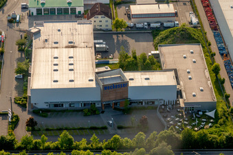 Vue aérienne de Magasin de meubles - marché du meuble de Weckesser Wohnen GmbH à Wiesloch dans le département Bade-Wurtemberg, Allemagne