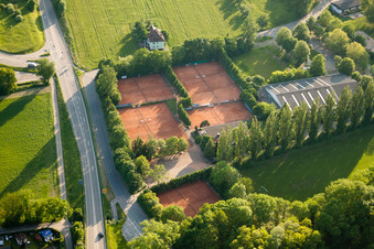 Vue aérienne de Tennis Club Rot Weiss eV à Wiesloch dans le département Bade-Wurtemberg, Allemagne