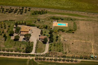 Vue aérienne de Castroncello dans le département Toscane, Italie