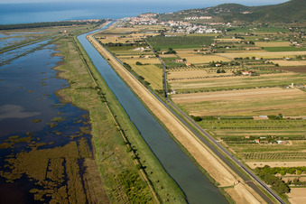 Vue aérienne de Fattoria Badiola dans le département Toscane, Italie