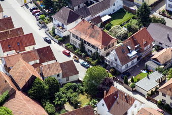 Vue aérienne de Pension Gehrlein à Neupotz dans le département Rhénanie-Palatinat, Allemagne