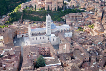 Vue aérienne de Siena dans le département Siena, Italie