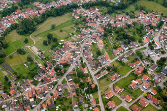Vue d'oiseau de Scheibenhardt à Scheibenhard dans le département Bas Rhin, France