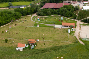 Photographie aérienne de Haras de la Neée à Neewiller-près-Lauterbourg dans le département Bas Rhin, France