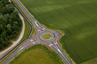 Vue aérienne de Auenheim, prochaine sortie "Acker à Rountzenheim dans le département Bas Rhin, France
