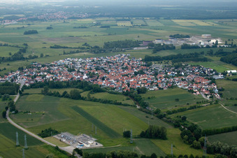 Vue oblique de Rohrwiller dans le département Bas Rhin, France