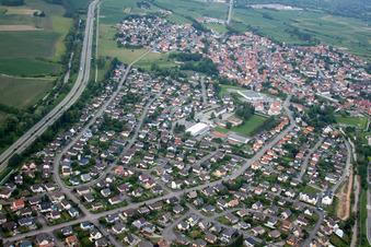 Vue oblique de Herrlisheim dans le département Bas Rhin, France