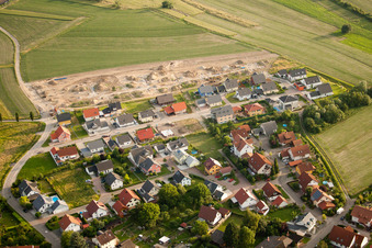 Vue aérienne de Nouvelle zone de développement d'Ulmenweg à le quartier Legelshurst in Willstätt dans le département Bade-Wurtemberg, Allemagne