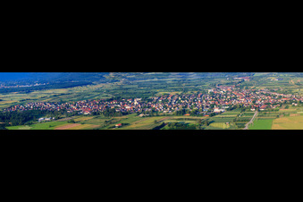 Vue aérienne de Panorama de la ville depuis l'ouest à le quartier Urloffen in Appenweier dans le département Bade-Wurtemberg, Allemagne