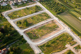 Vue aérienne de Aménagement du nouveau quartier résidentiel Beethovenstrasse Richard-Wagner-Allee à le quartier Urloffen in Appenweier dans le département Bade-Wurtemberg, Allemagne